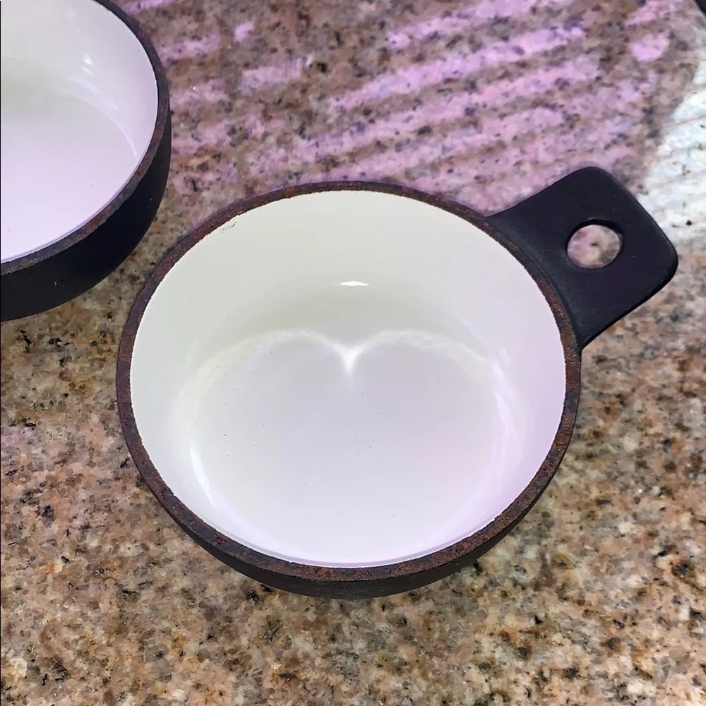 Vintage Black and White Cast Iron Mini Skillet /Ramikin Set of 3 by Nissen M4322